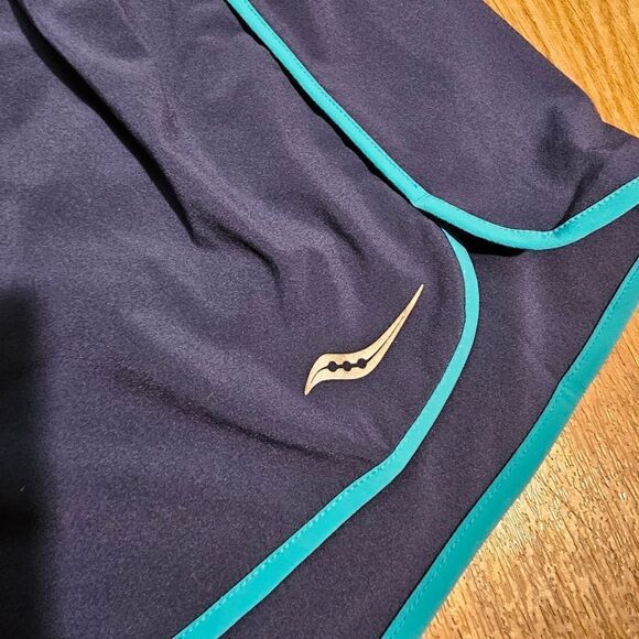 Saucony Outpace 3" Running Shorts Navy Blue Women's Size Large L Brief Lined New - Picture 2 of 12